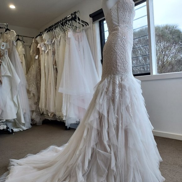 NEW! Ti Adora Wedding Dress size 2-4 Style 7753 "Saffron" - Picture 6 of 14